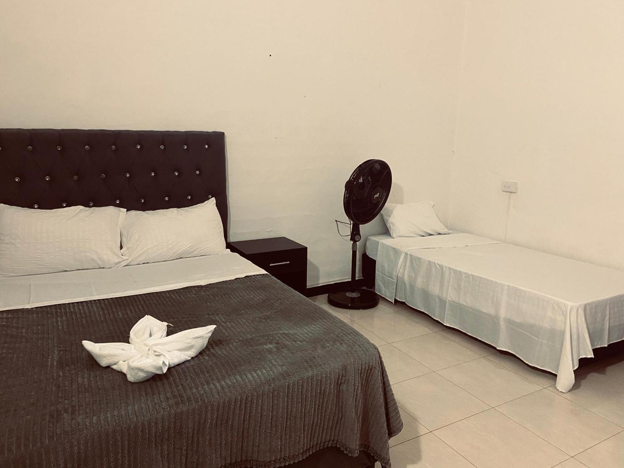 Hotel Casa Corleone Garzón 外观 照片
