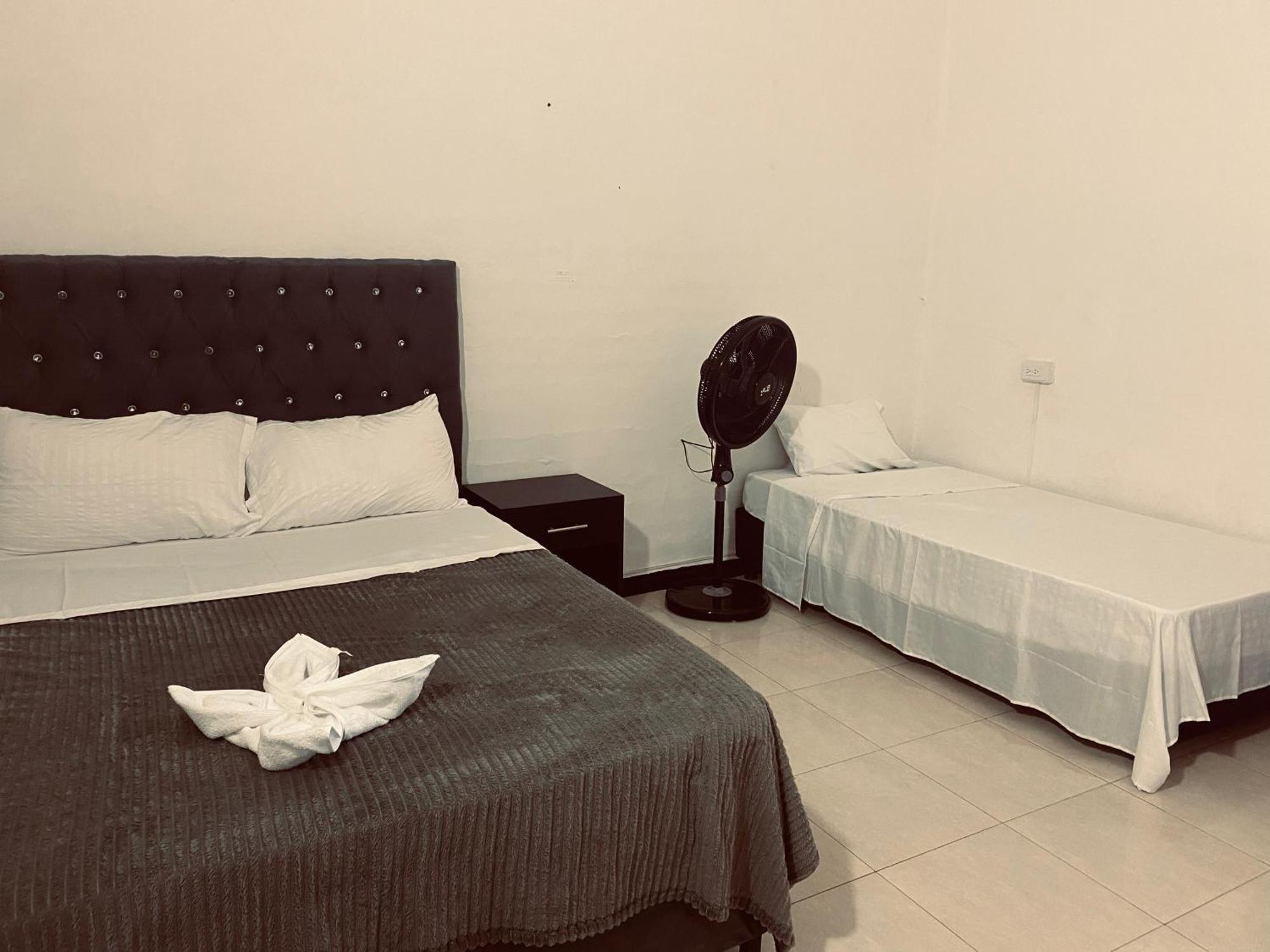 Hotel Casa Corleone Garzón 外观 照片
